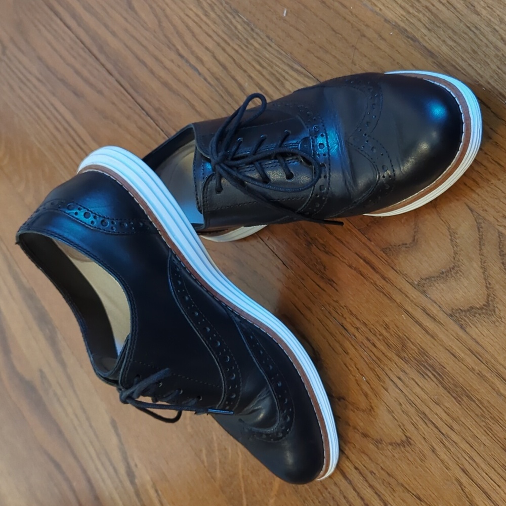 Women's Cole Haan women's Wing Tip Shoes